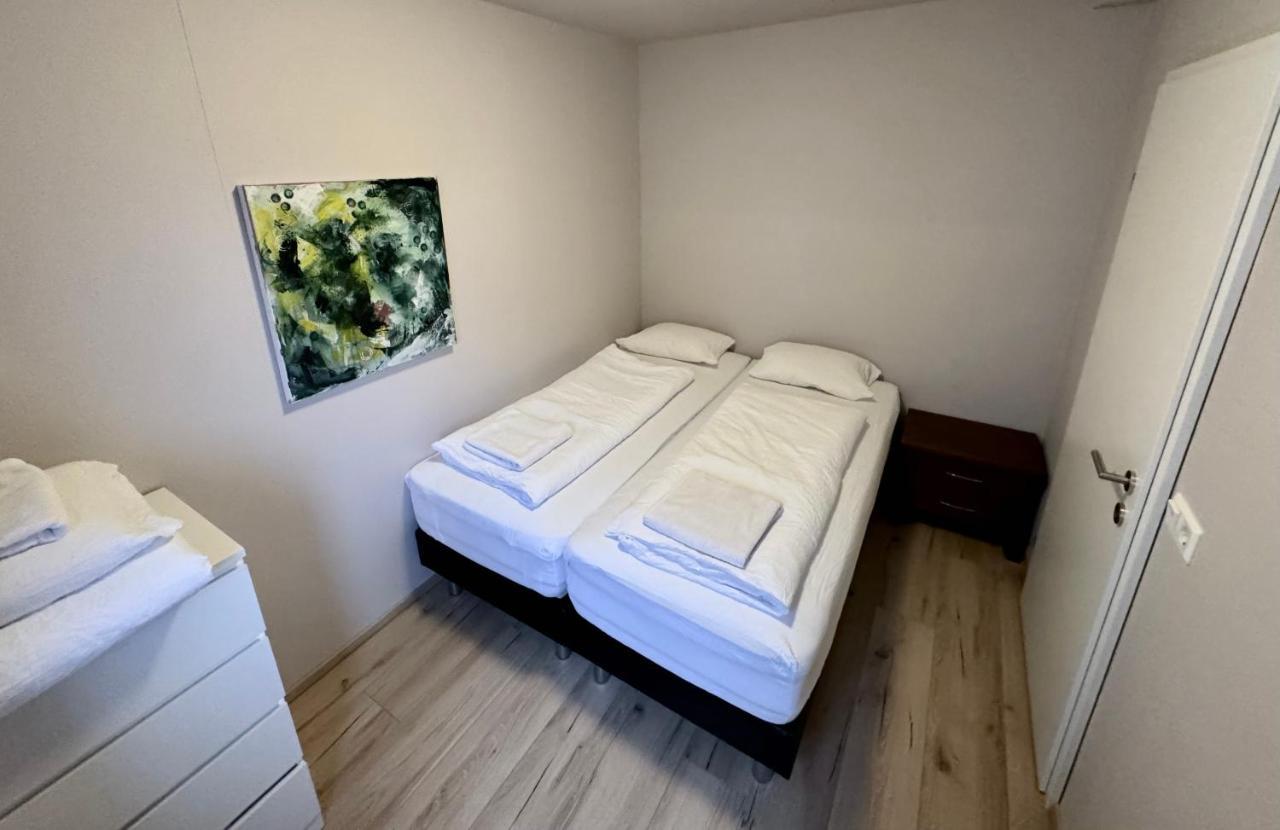 Apartment Backpackers, Hafnarstraeti 100 - For 4 Akureyri